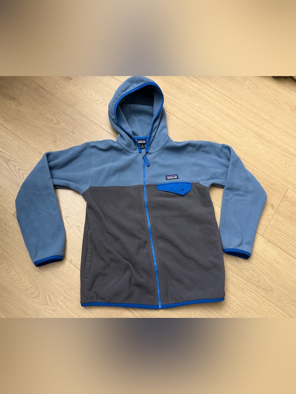 Patagonia kids micro D Snap-T fleece jacket grey/blue size small 7-8
